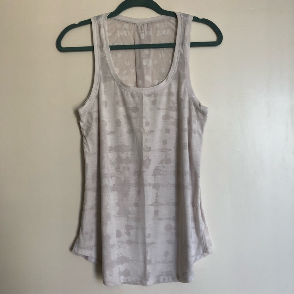 Lululemon running tank, white, 6